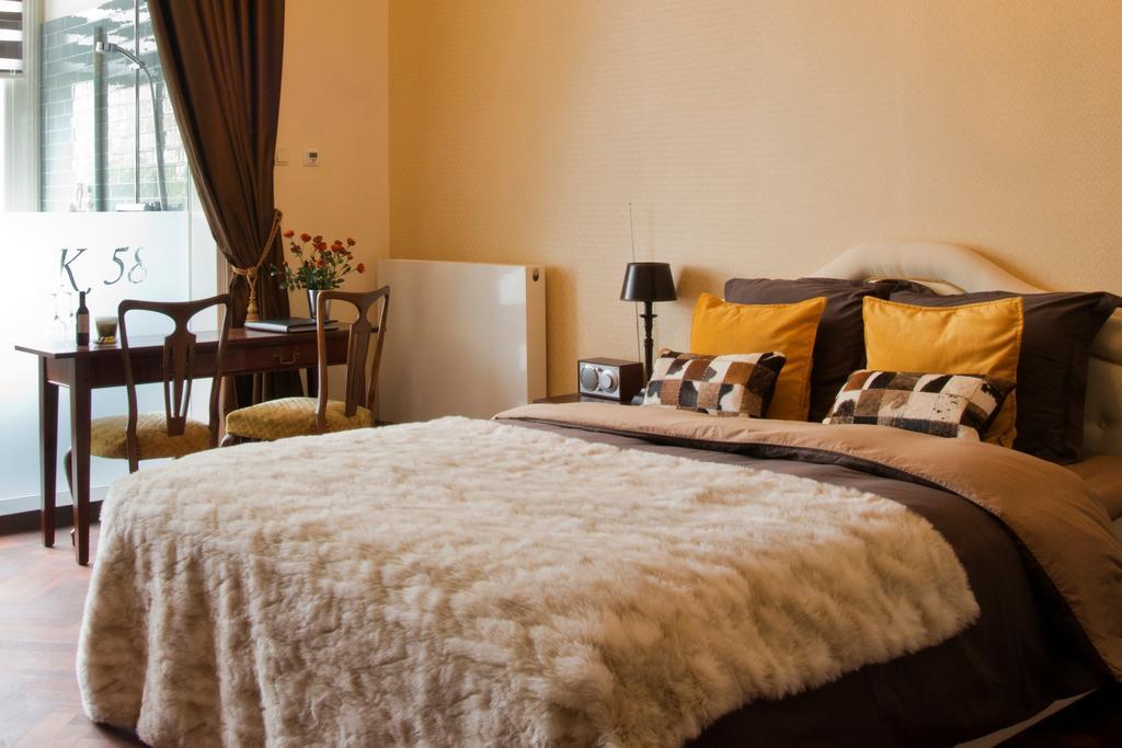 Ck58 Bed & Breakfast Den Haag Стая снимка